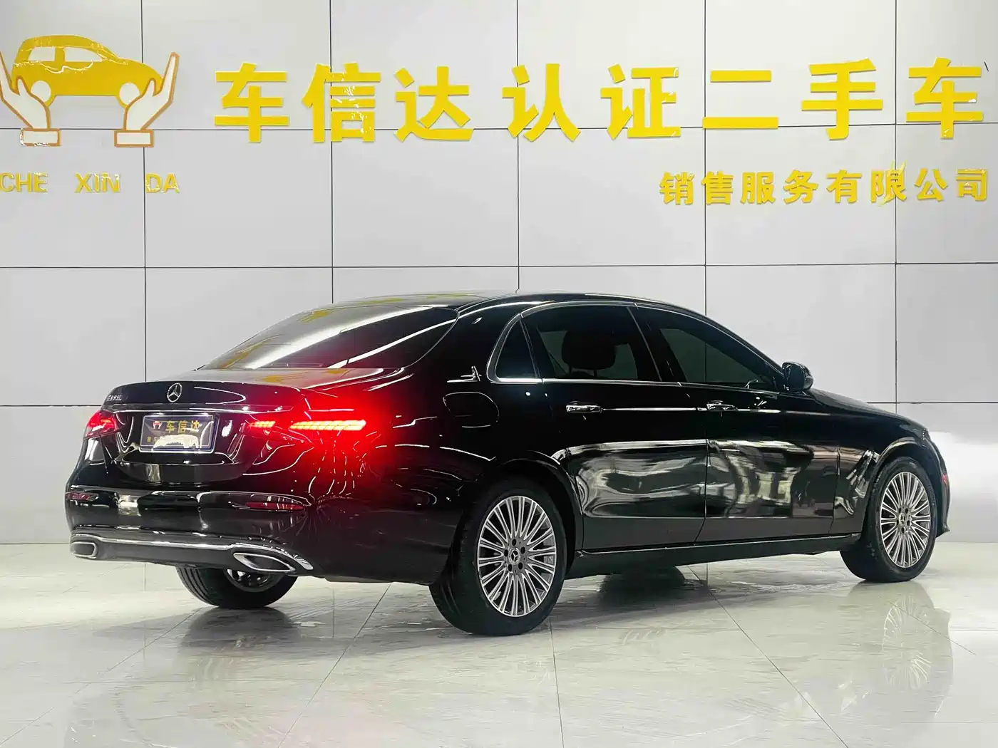 Mercedes-Benz E-Class 2021 E 300 L Fashion фото 3