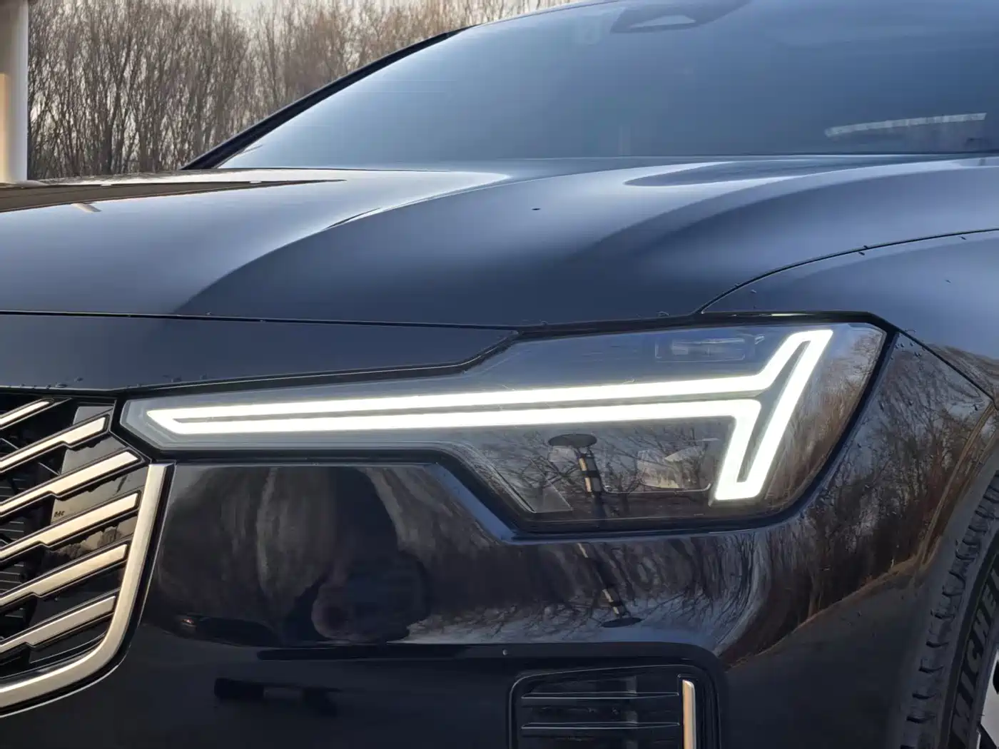 VOLVO S90