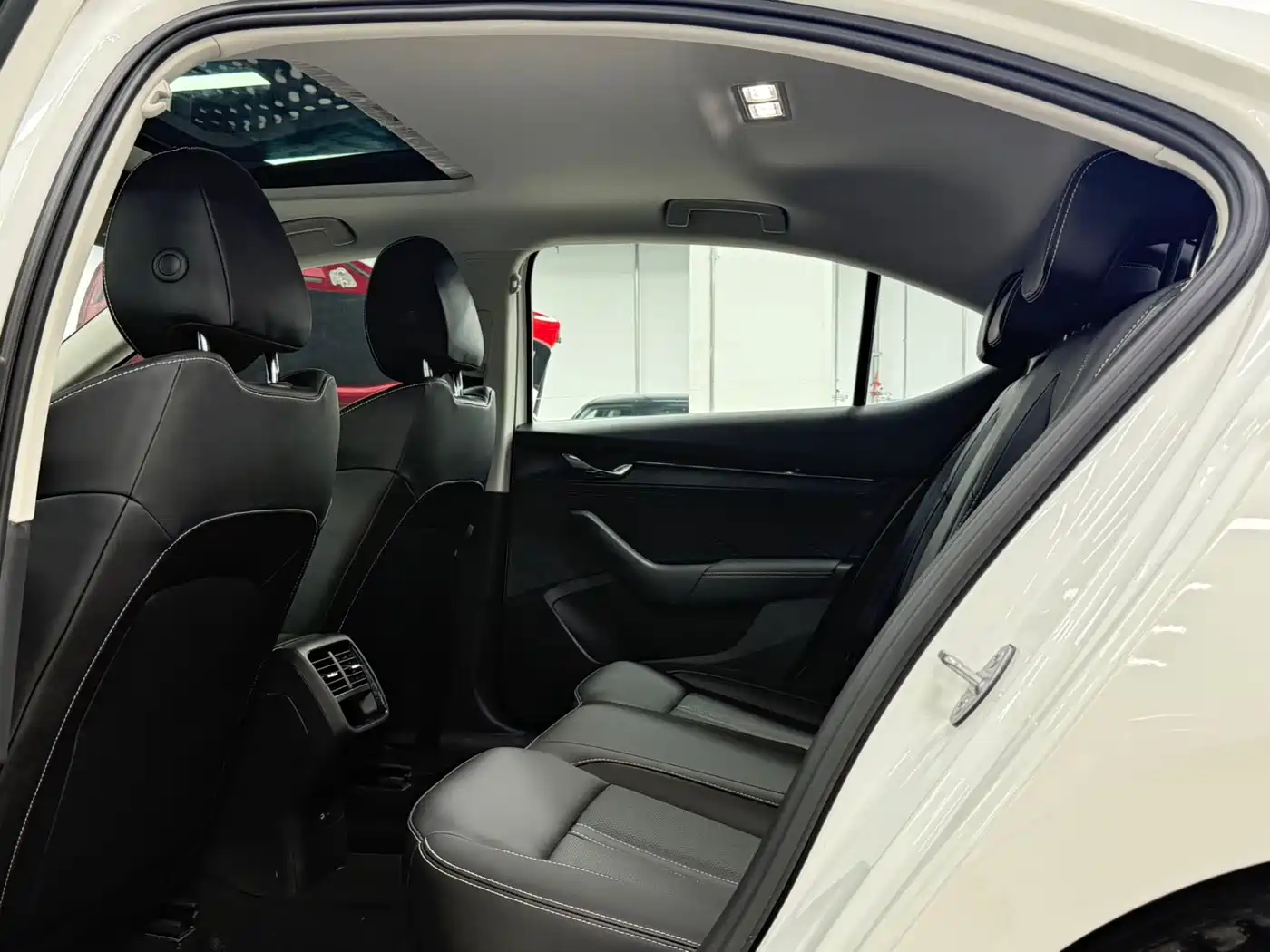 Škoda Octavia 2022 PRO TSI280 Premium Edition фото 17