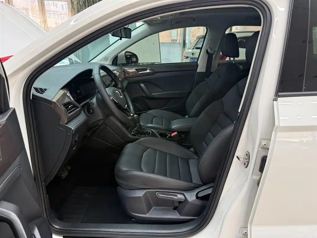 Volkswagen Tharu 2022 280TSI 2WD Comfort фото 16
