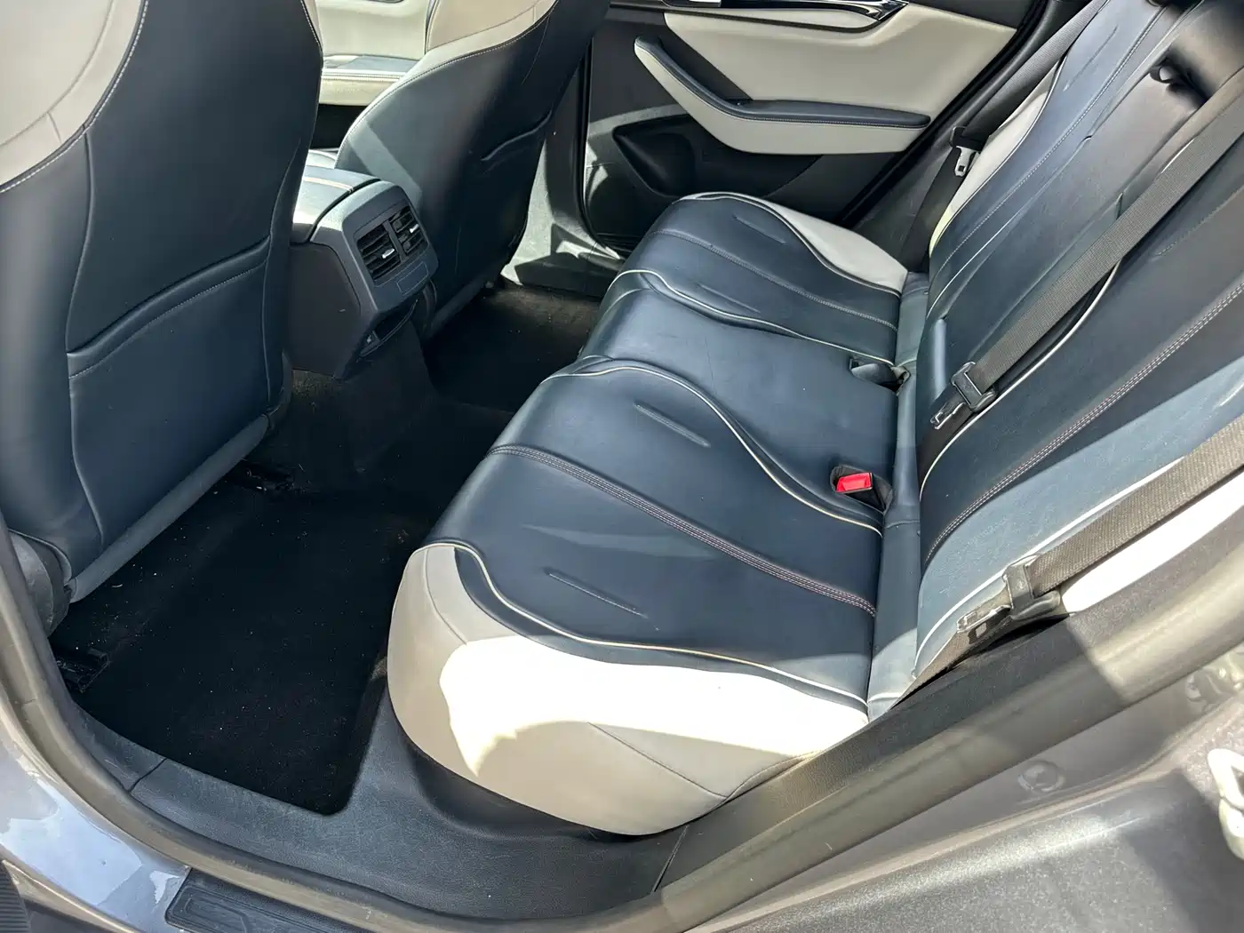 BYD Qin PLUS 2021 EV 400KM Luxury Model фото 6