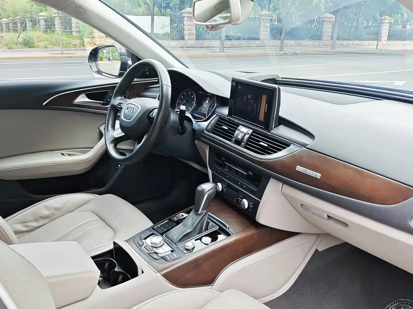 Audi A6L 2016 50 TFSI quattro Premium фото 9