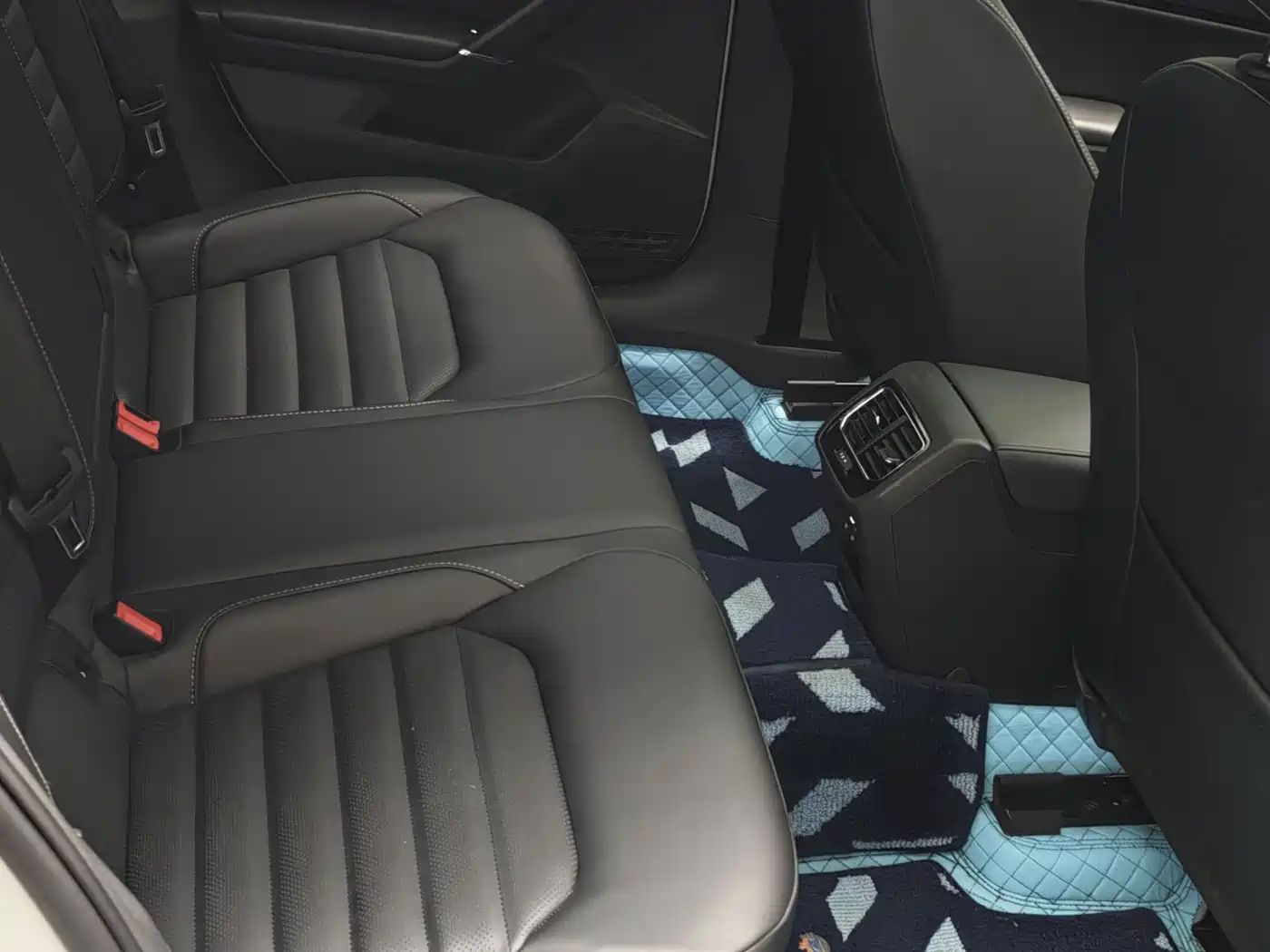 Volkswagen Lamando 2021 280TSI DSG Comfort Edition фото 8