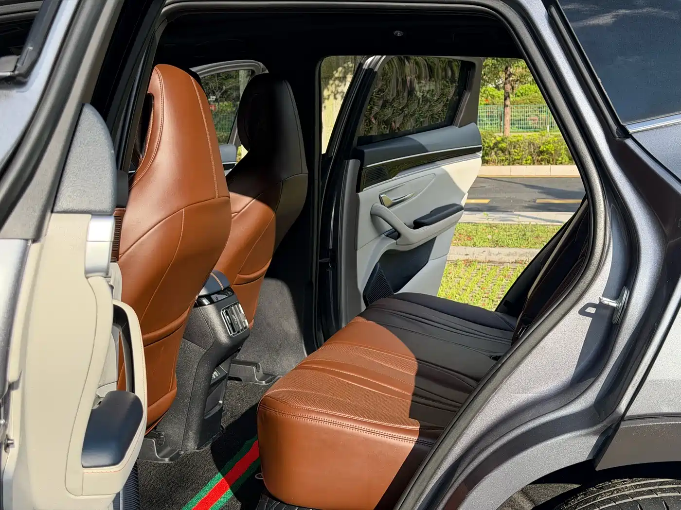 BYD Song PLUS PHEV 2021 DM-i 110KM Flagship PLUS фото 16