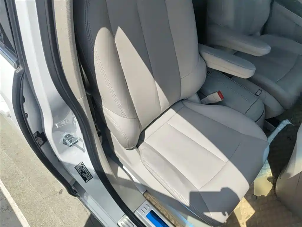 Buick GL8 2023 Model Land Business Class Smart фото 25