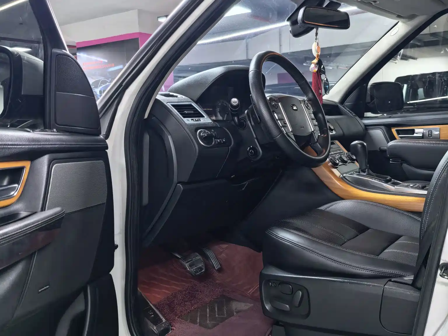 Фото 5 - Land Rover Range Rover Sport