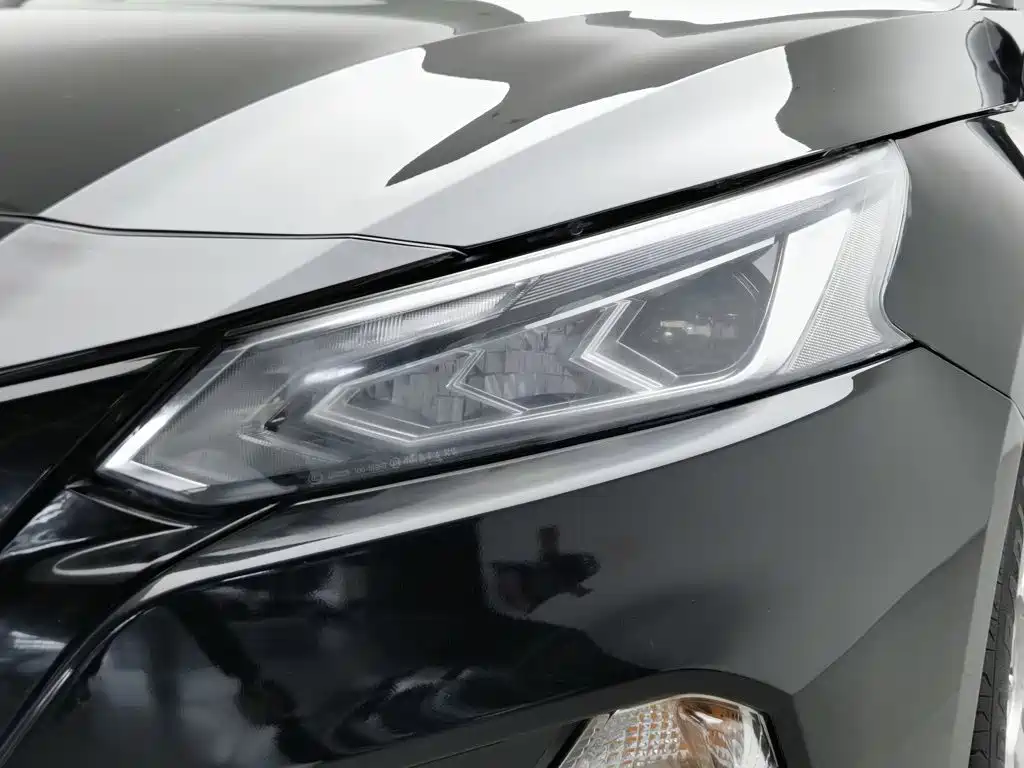 Photo 7 - Nissan Teana