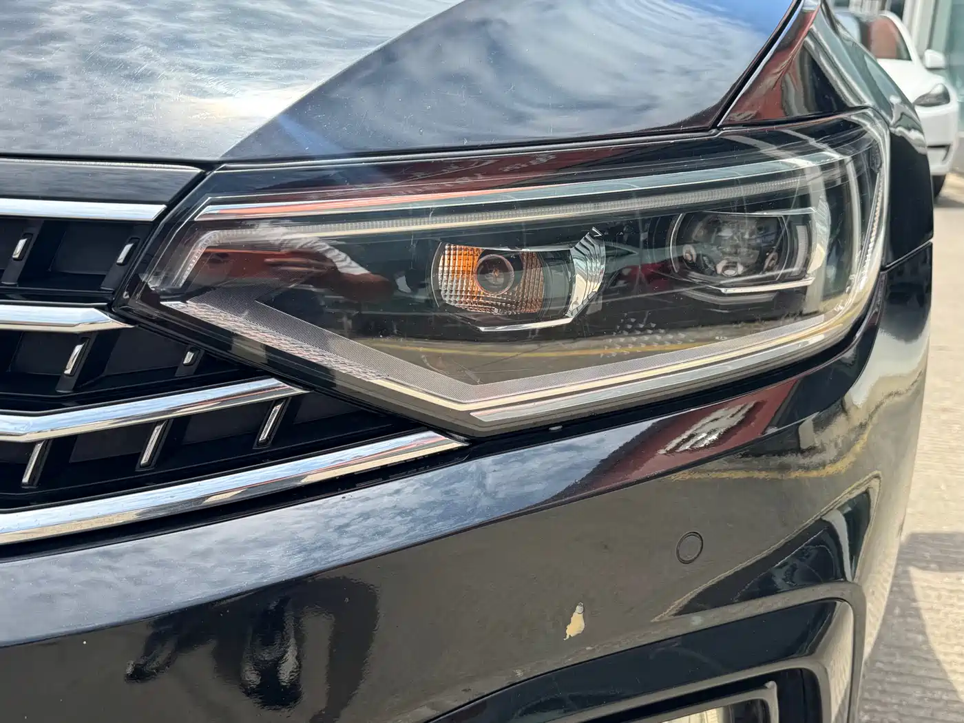 Volkswagen Magotan 2023 2 Million Units Anniversary Edition 330TSI DSG Leading Type фото 7