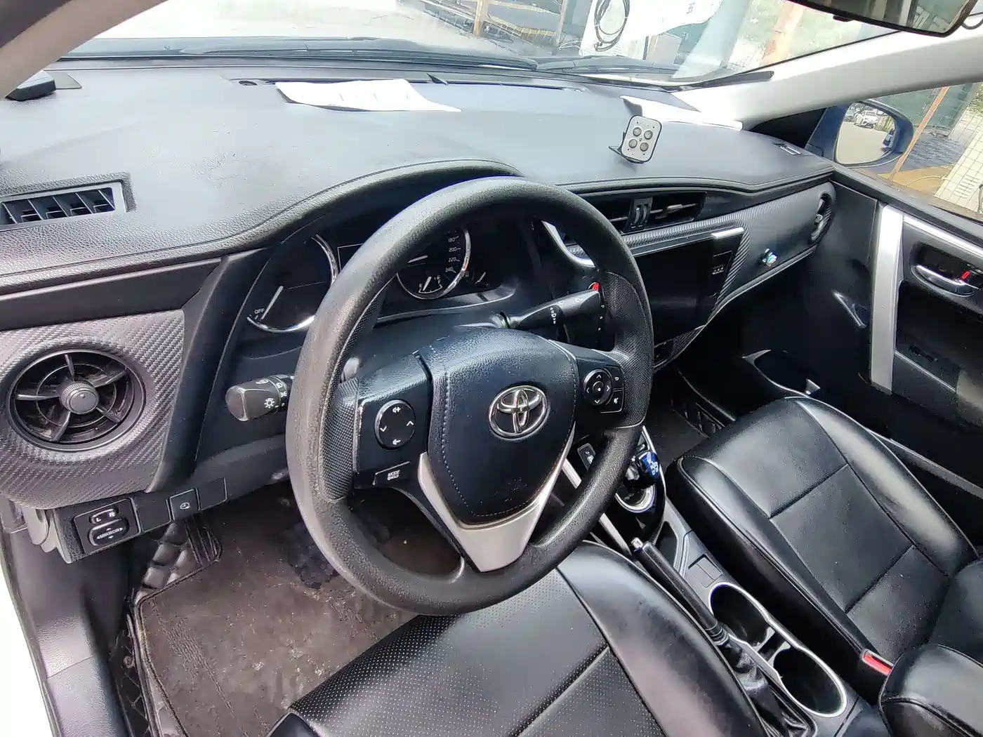 Toyota Levin Twin Engine E+ 2019 1.8PH GS E-CVT Elite Edition фото 9