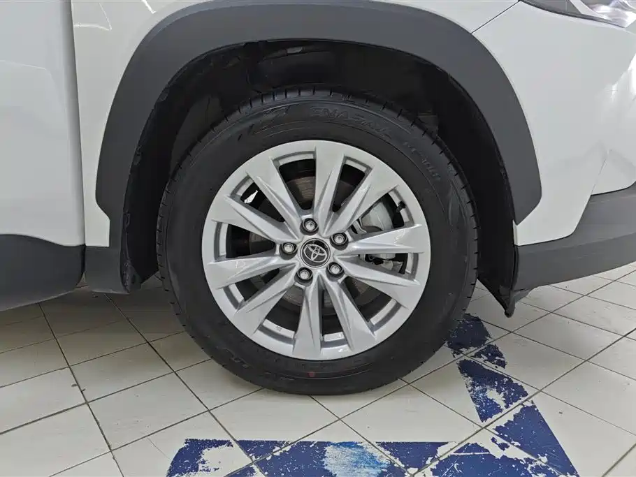 Toyota Corolla Cross 2024 2.0L Elite Edition фото 6