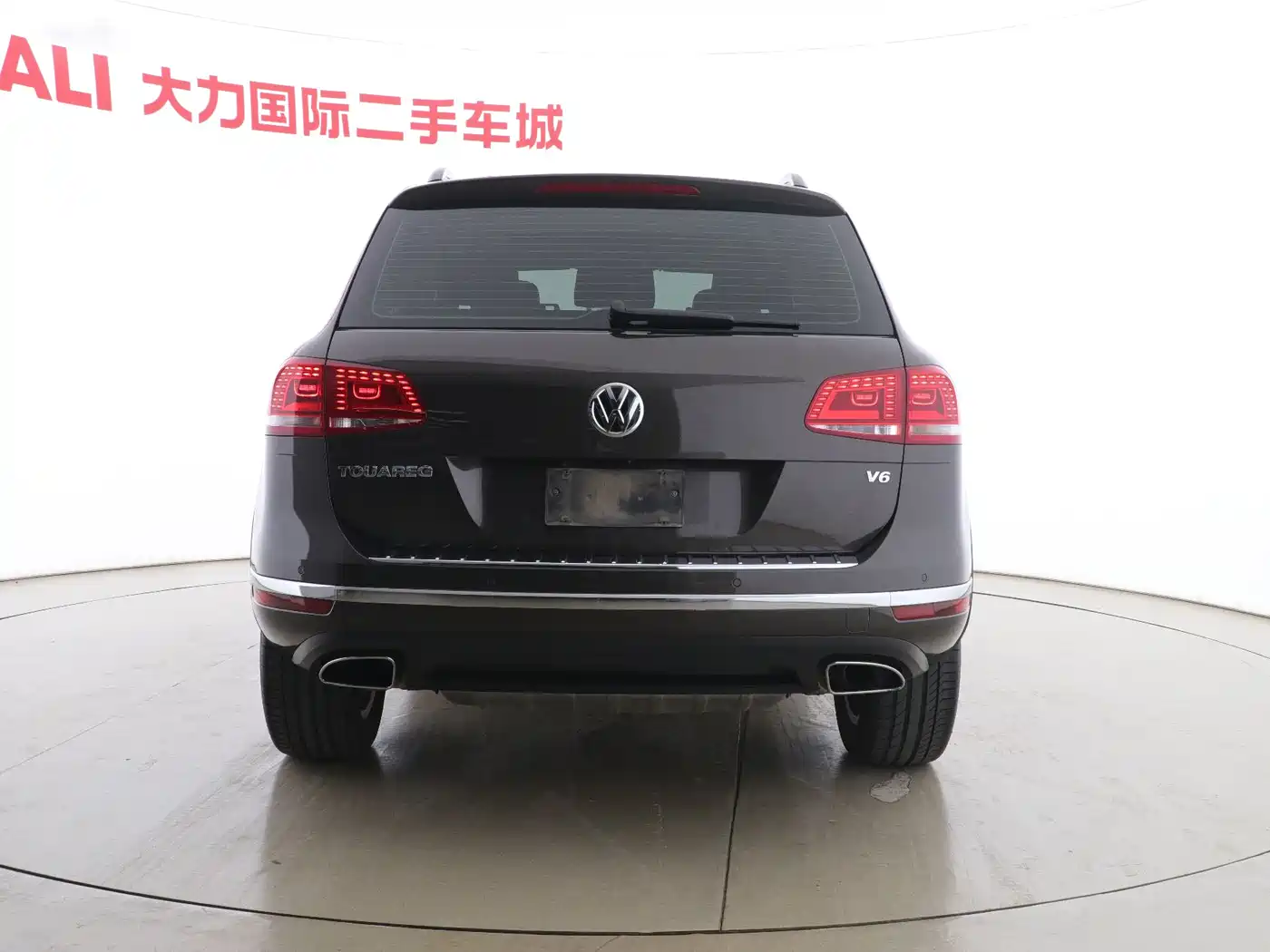 Volkswagen Touareg 2017 3.0TSI Explorer Edition фото 5