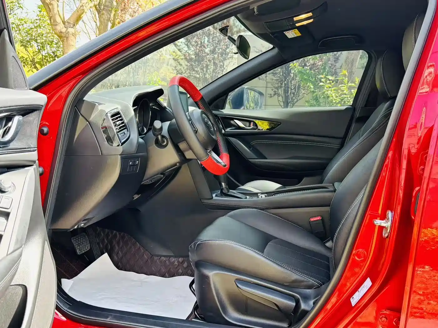 Фото 10 - Mazda CX-4