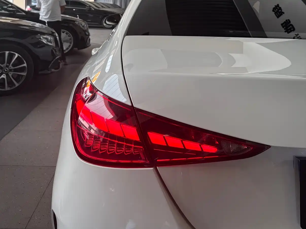 Mercedes-Benz C-Class 2022 C 200 L Sport Version фото 6
