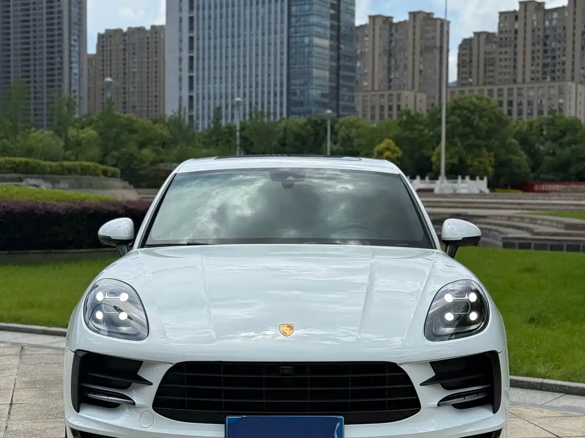 Porsche Macan 2020 Macan 2.0T фото 2