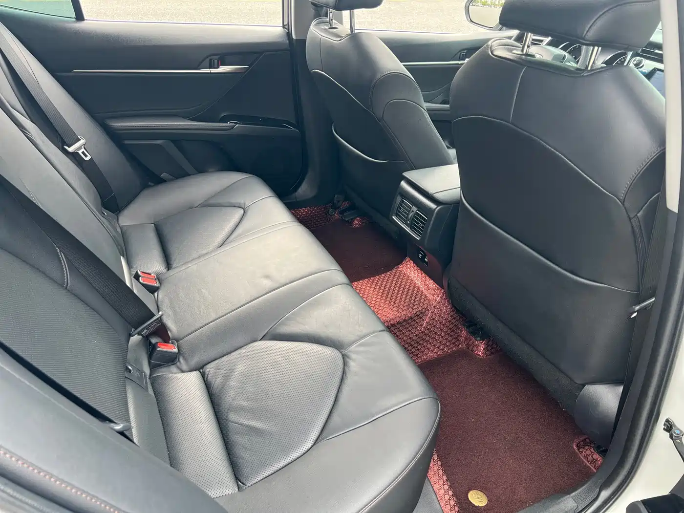 Toyota Camry 2018 2.0G Luxury Edition фото 11