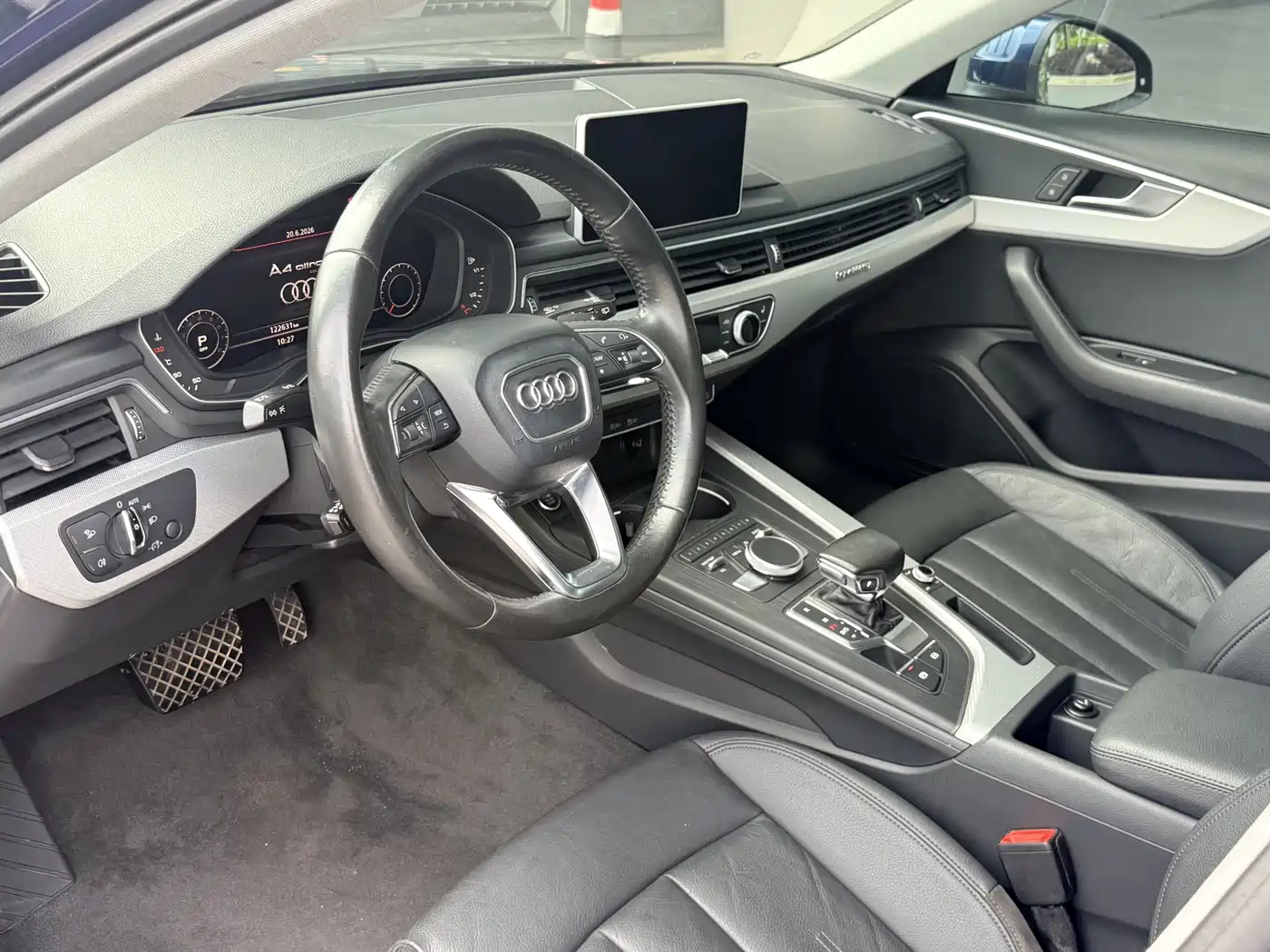 Audi A4 (Import) 2017 2017 45 TFSI allroad quattro Fashion