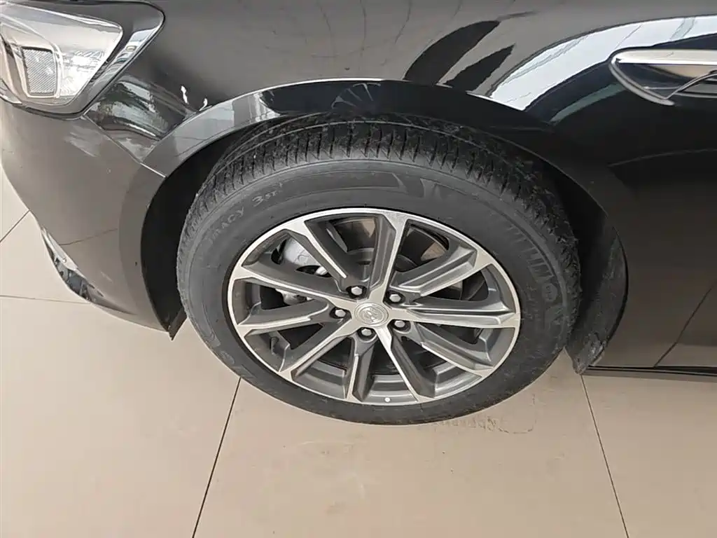 Buick LaCrosse 2022 652T Luxury фото 23