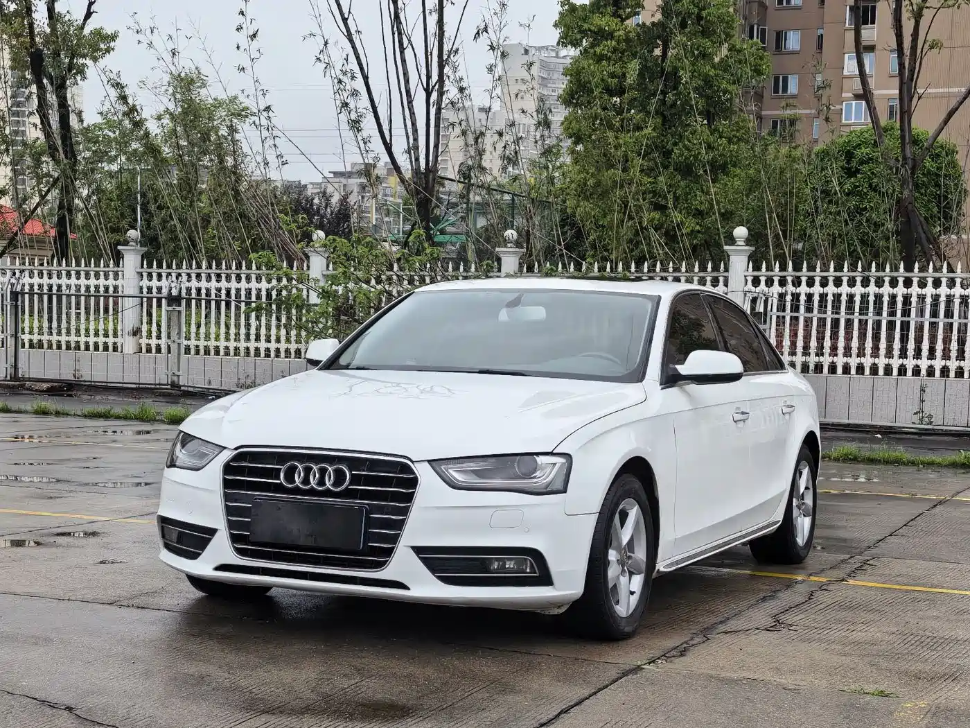 Audi A4L 2015 35 TFSI Auto Standard