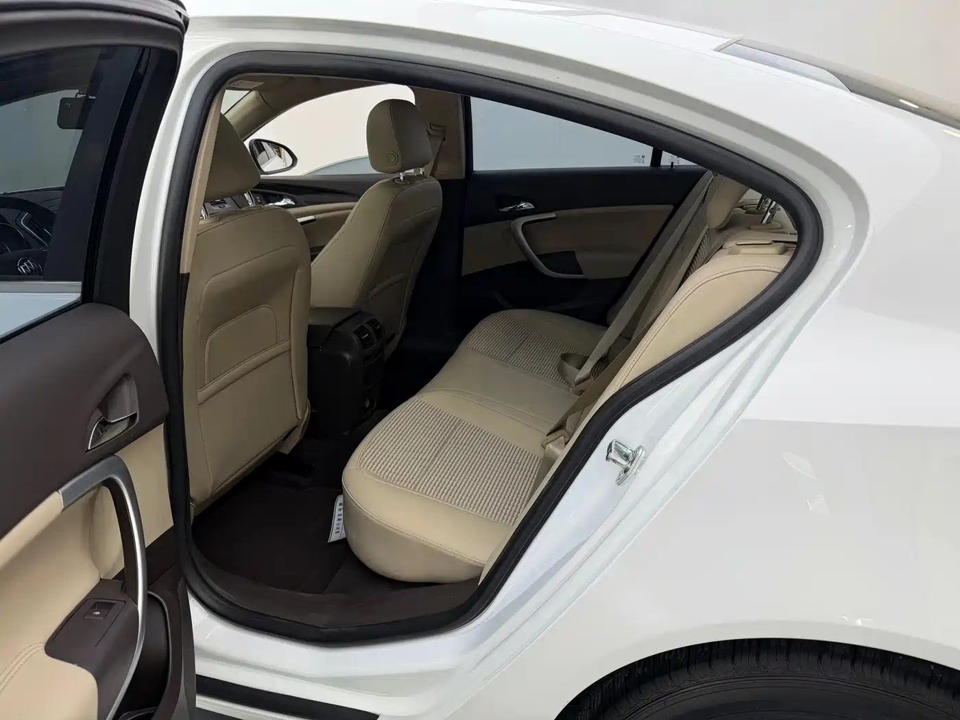 Buick Regal 2014 2.0L Leading Fashion Type фото 11