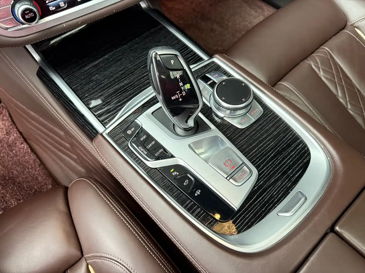 BMW 7 Series 2021 Model 730Li M Sport Package фото 15