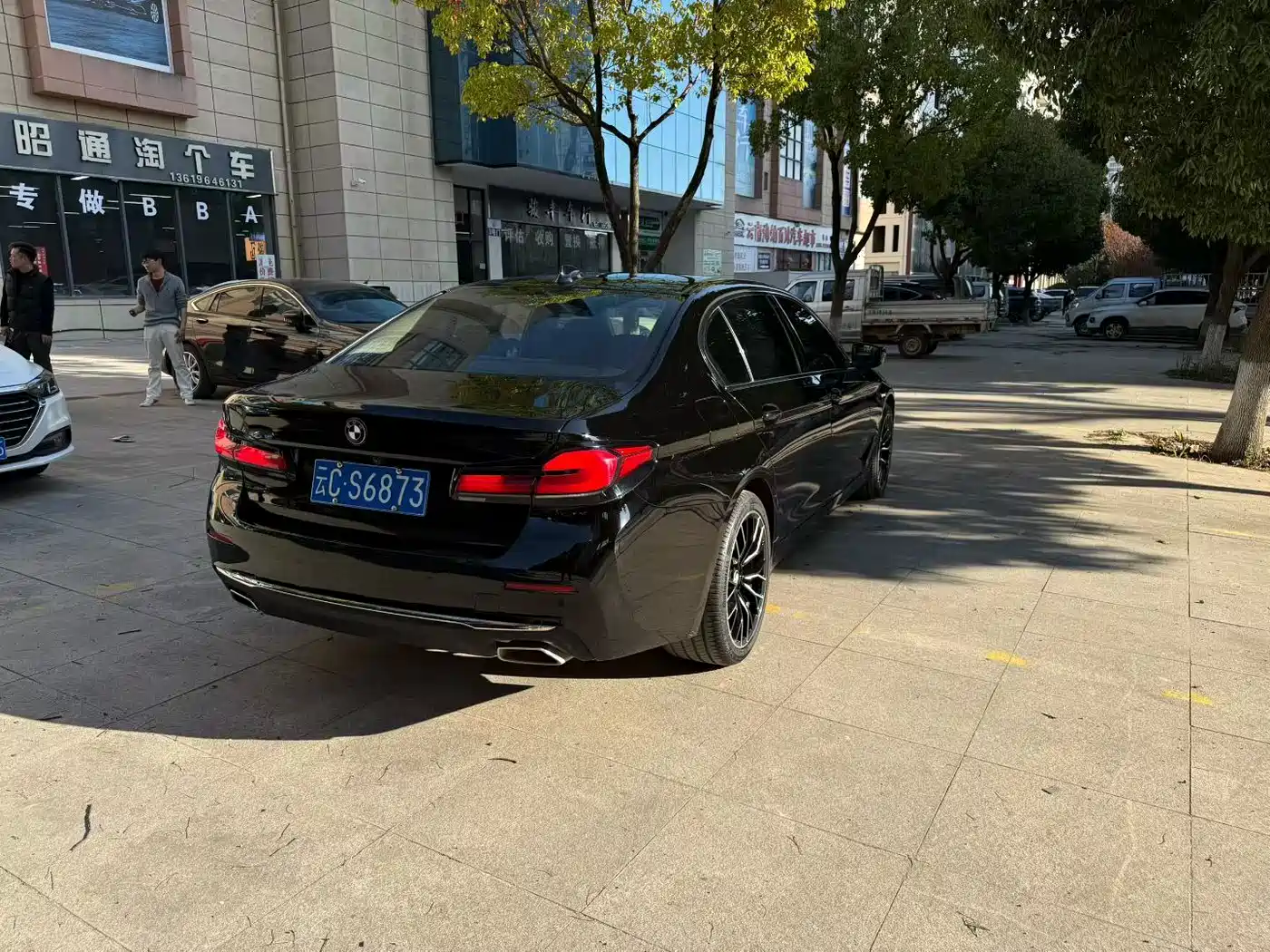 BMW 5 Series 2021 525Li Luxury Package фото 9