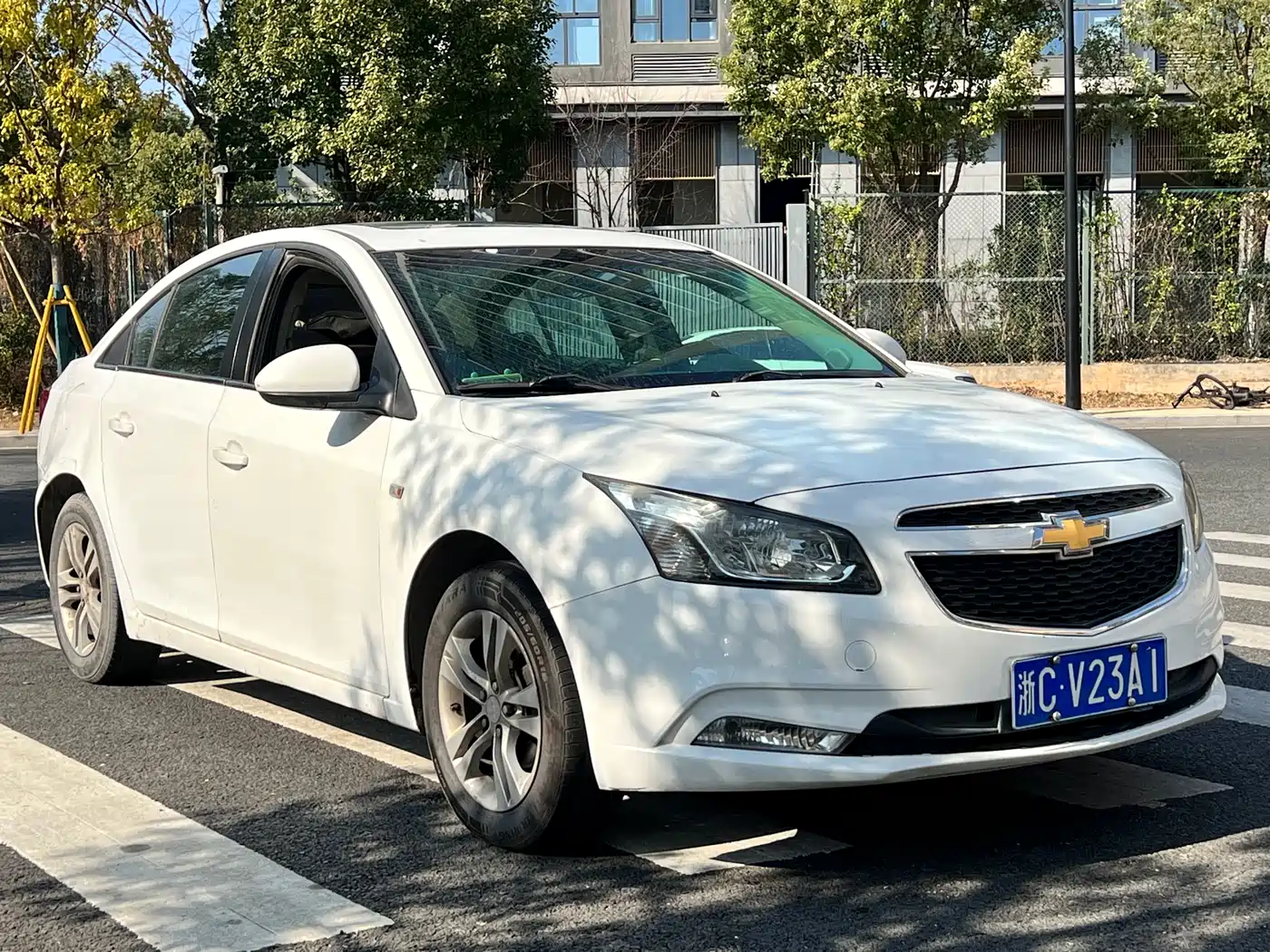 Chevrolet Cruze 2015 1.5L Automatic Luxury Edition фото 3
