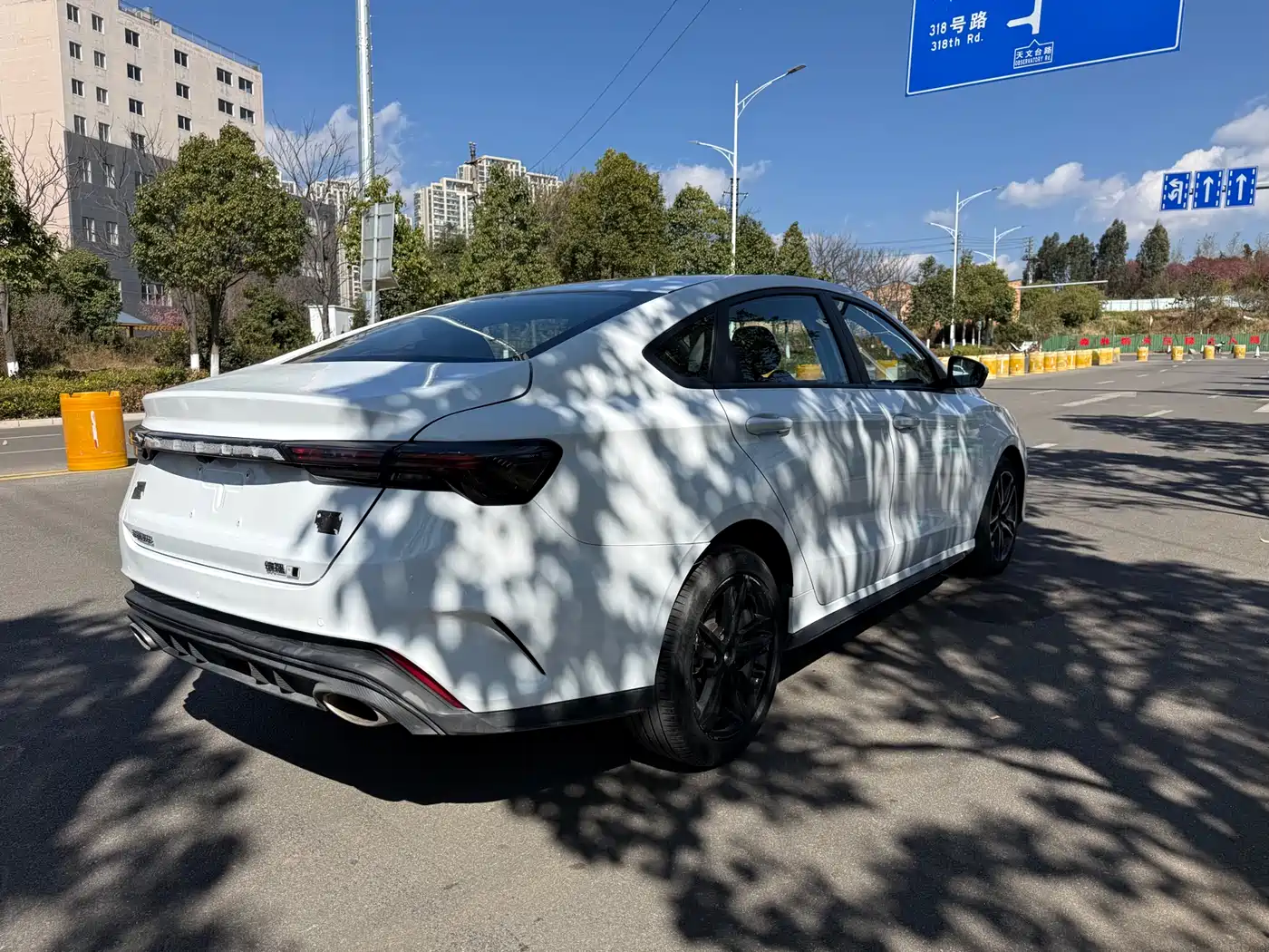 GEELY AUTOMOBILE BINRUI