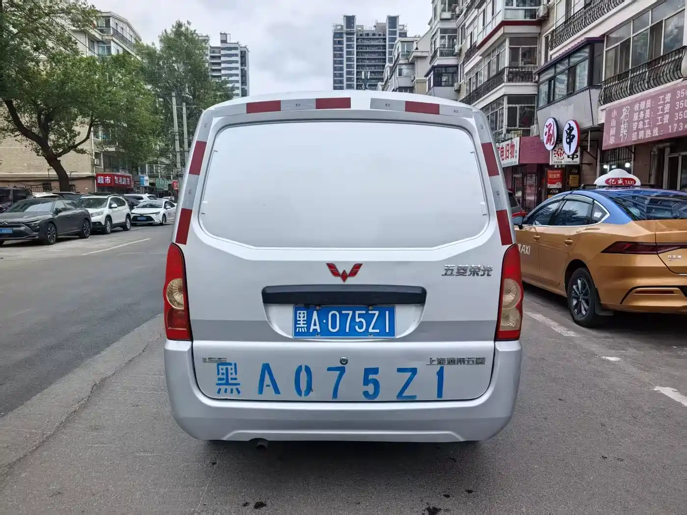 Wuling Motors Wuling Rongguang 2020 2019 1.5L extended van basic model 5 seats