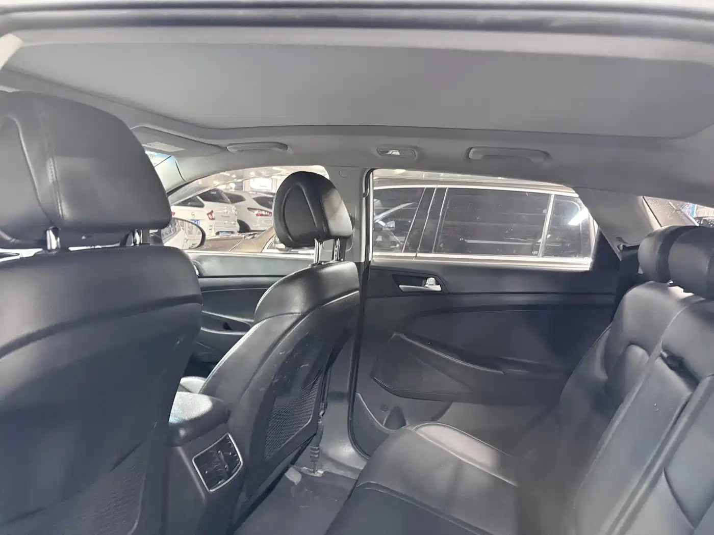 Hyundai Tucson 2015 1.6T Dual Clutch 2WD Leading фото 13