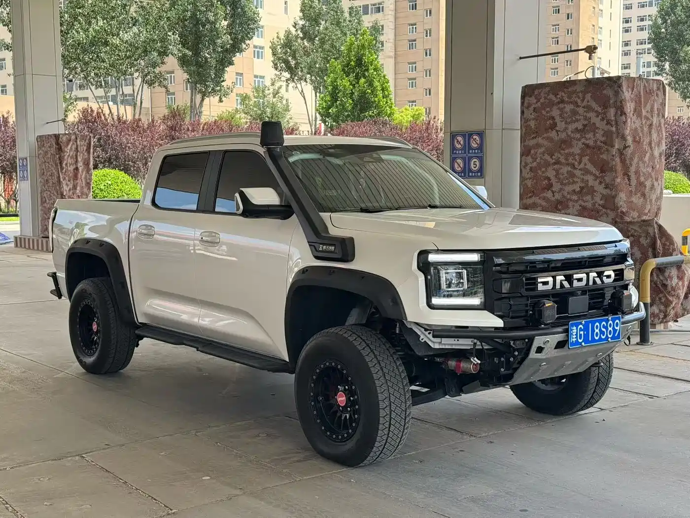 Jiangling Dadao 2024 2024 Explorer 2.3T Gasoline Automatic 4WD Extreme Edition