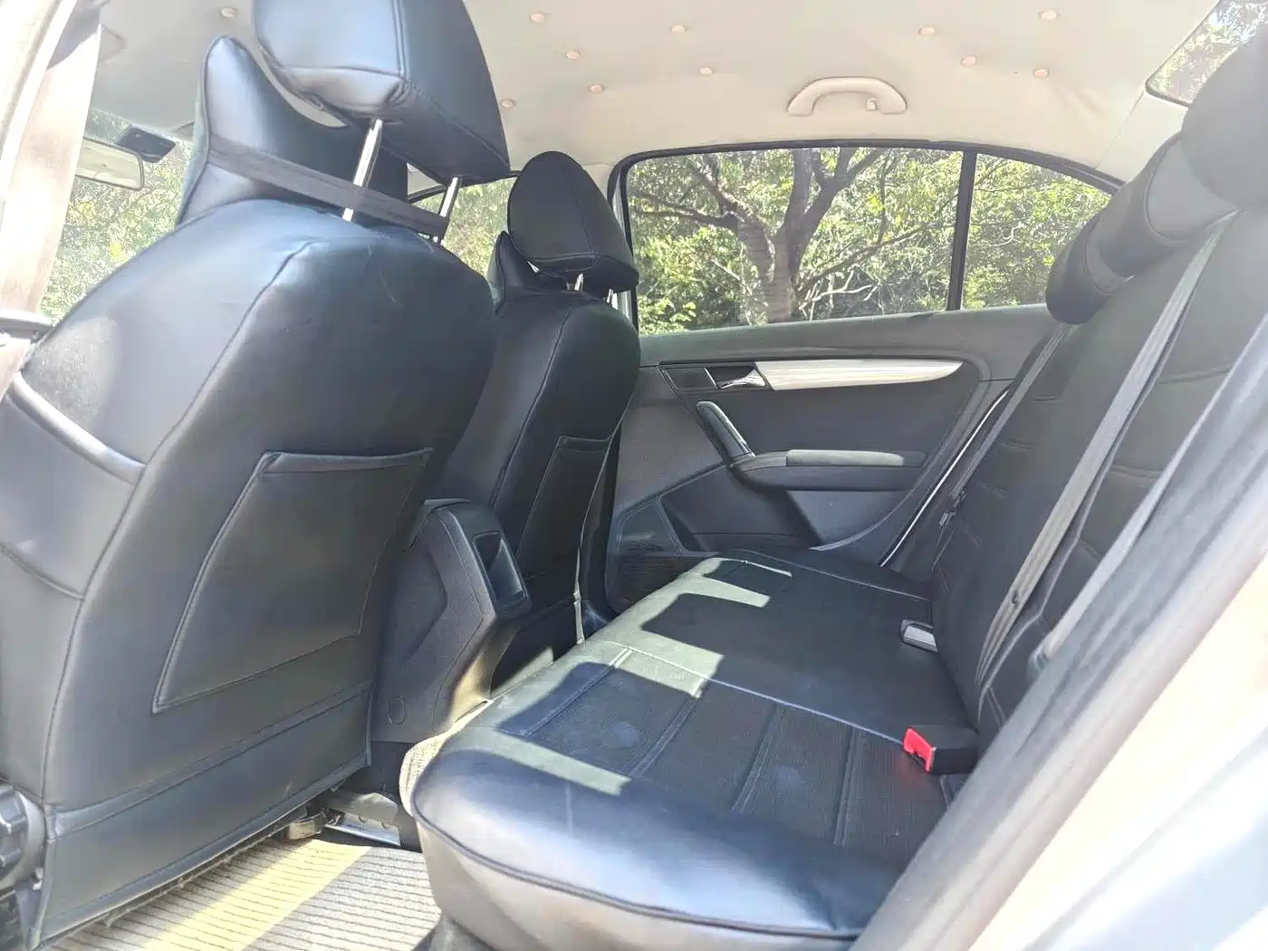 Volkswagen Lavida 2013 Facelift Classic 1.6L Automatic Trend фото 5