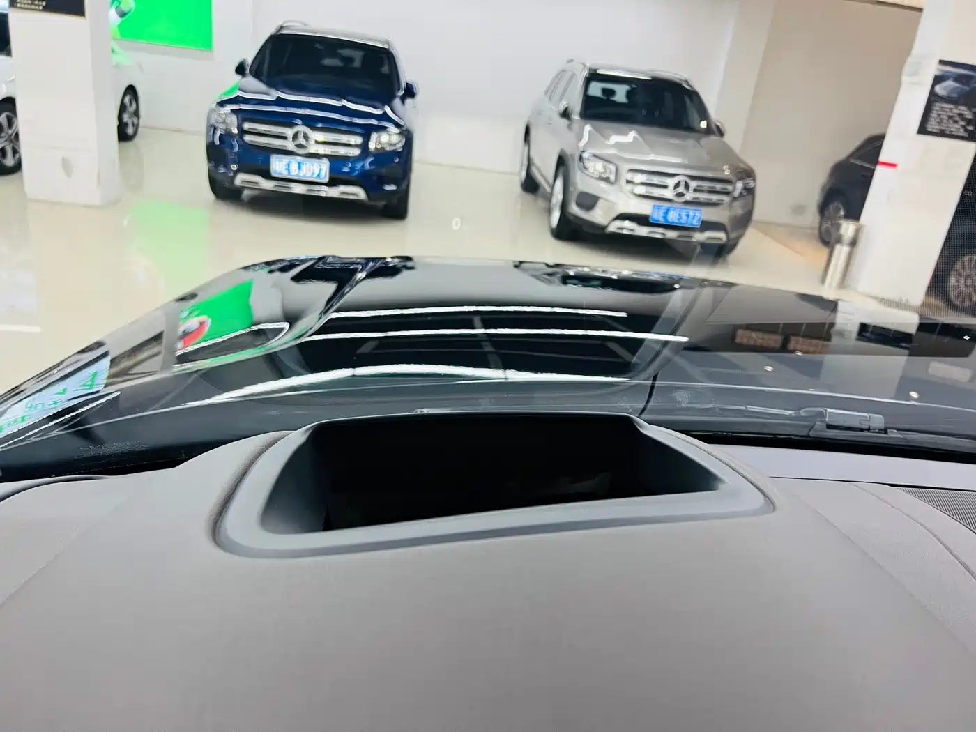 Land Rover Range Rover 2018 3.0 SC V6 Vogue Heritage Extended Edition фото 17