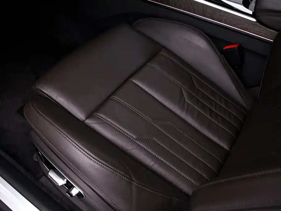 Audi A8 2019 Plus A8L 50 TFSI quattro Comfort фото 13