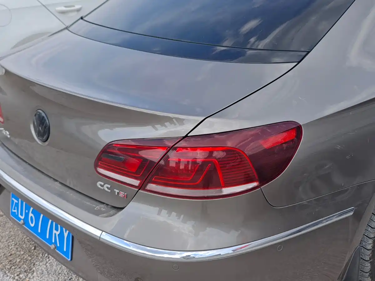 Volkswagen FAW-Volkswagen CC 2013 1.8TSI Luxury фото 12
