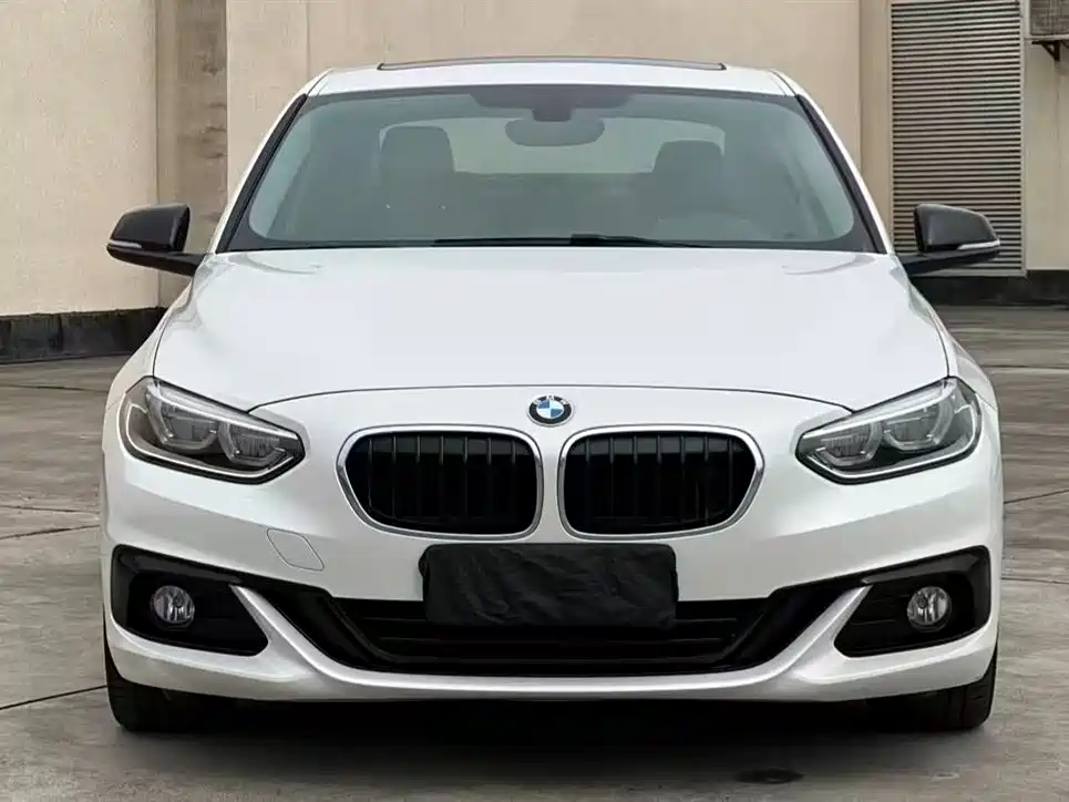 BMW 1 Series 2017 118i Sport