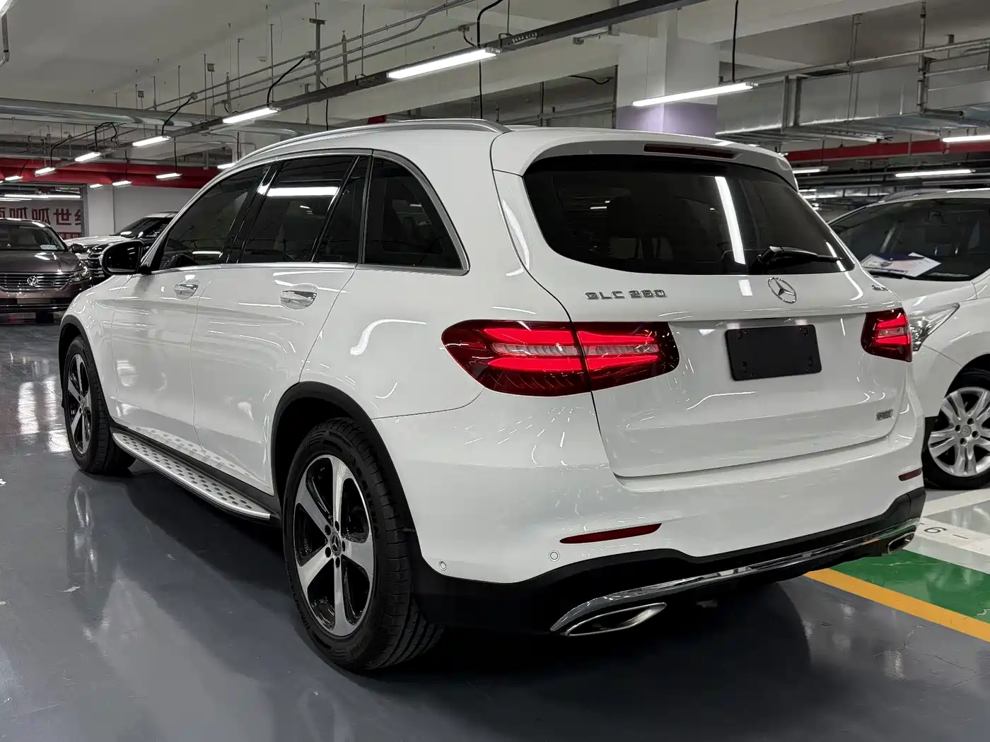 Mercedes-Benz GLC 2017 GLC 260 4MATIC Luxury фото 5