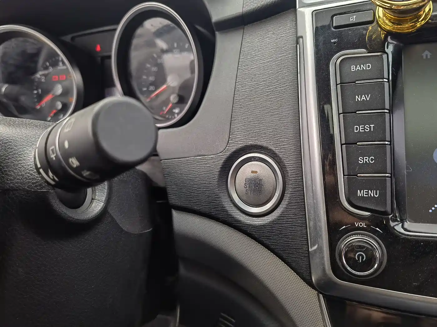 Haval M6 2018 1.5T DCT 2WD Elite фото 15