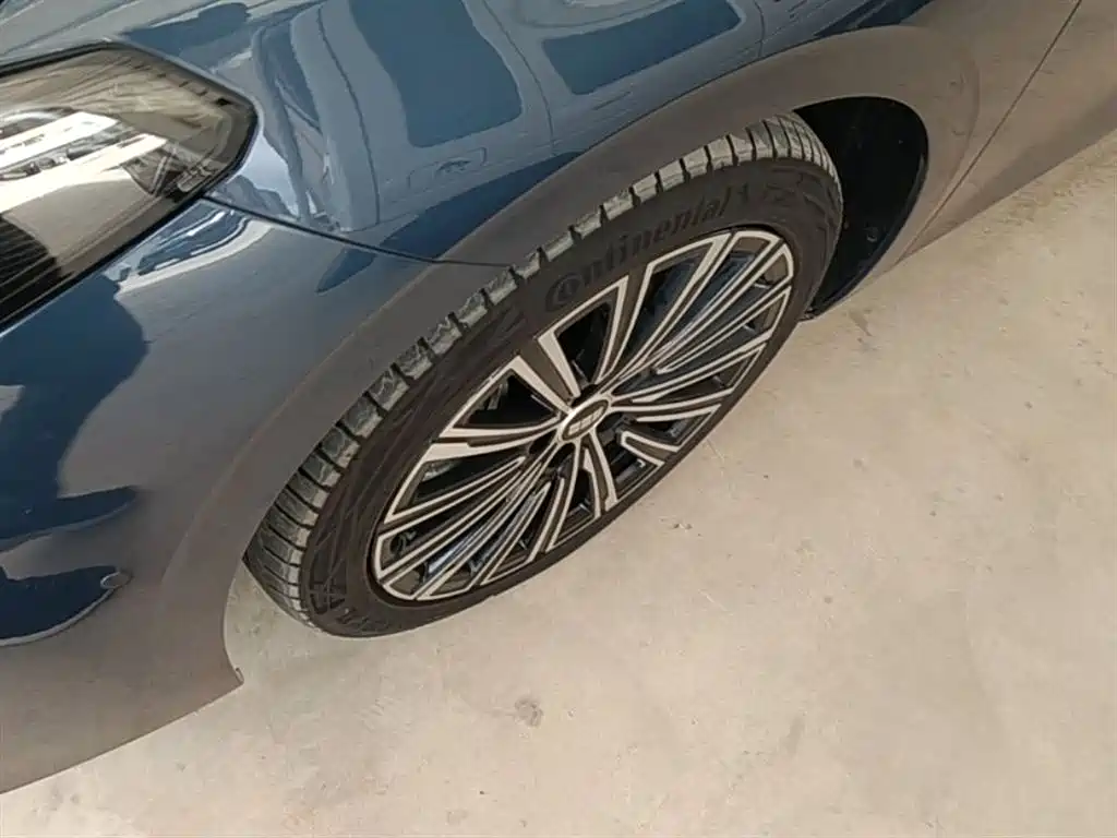 Geely Galaxy Galaxy A7 2025 EM-i 150km Premium Edition фото 23