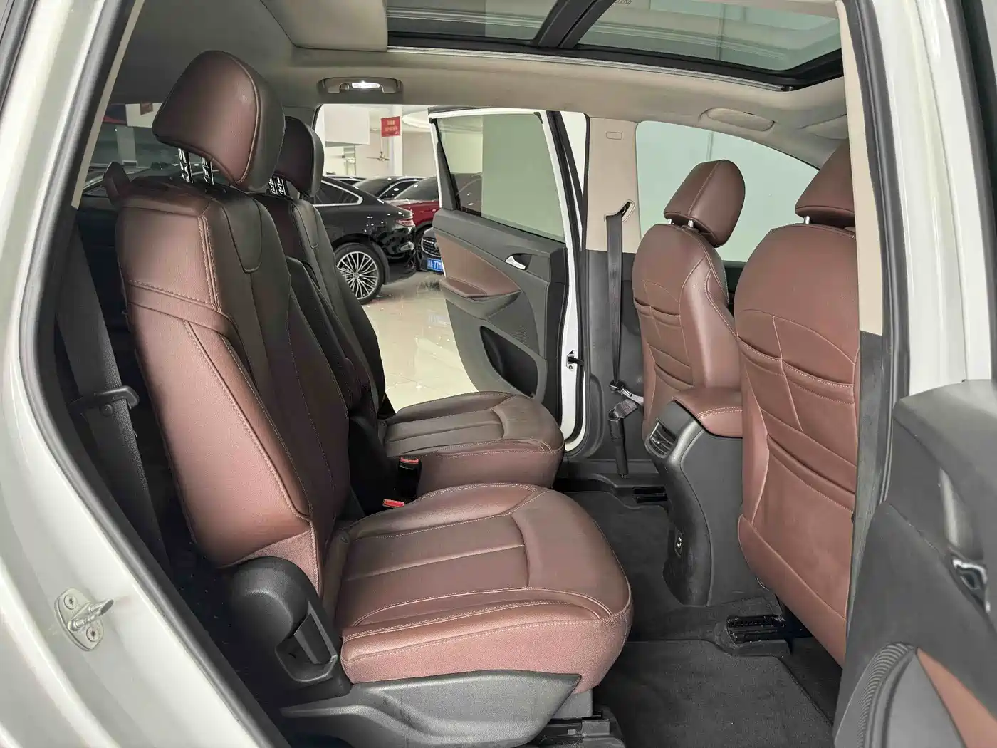 Buick GL6 2019 18T 6-seat Connected Premium China VI фото 10