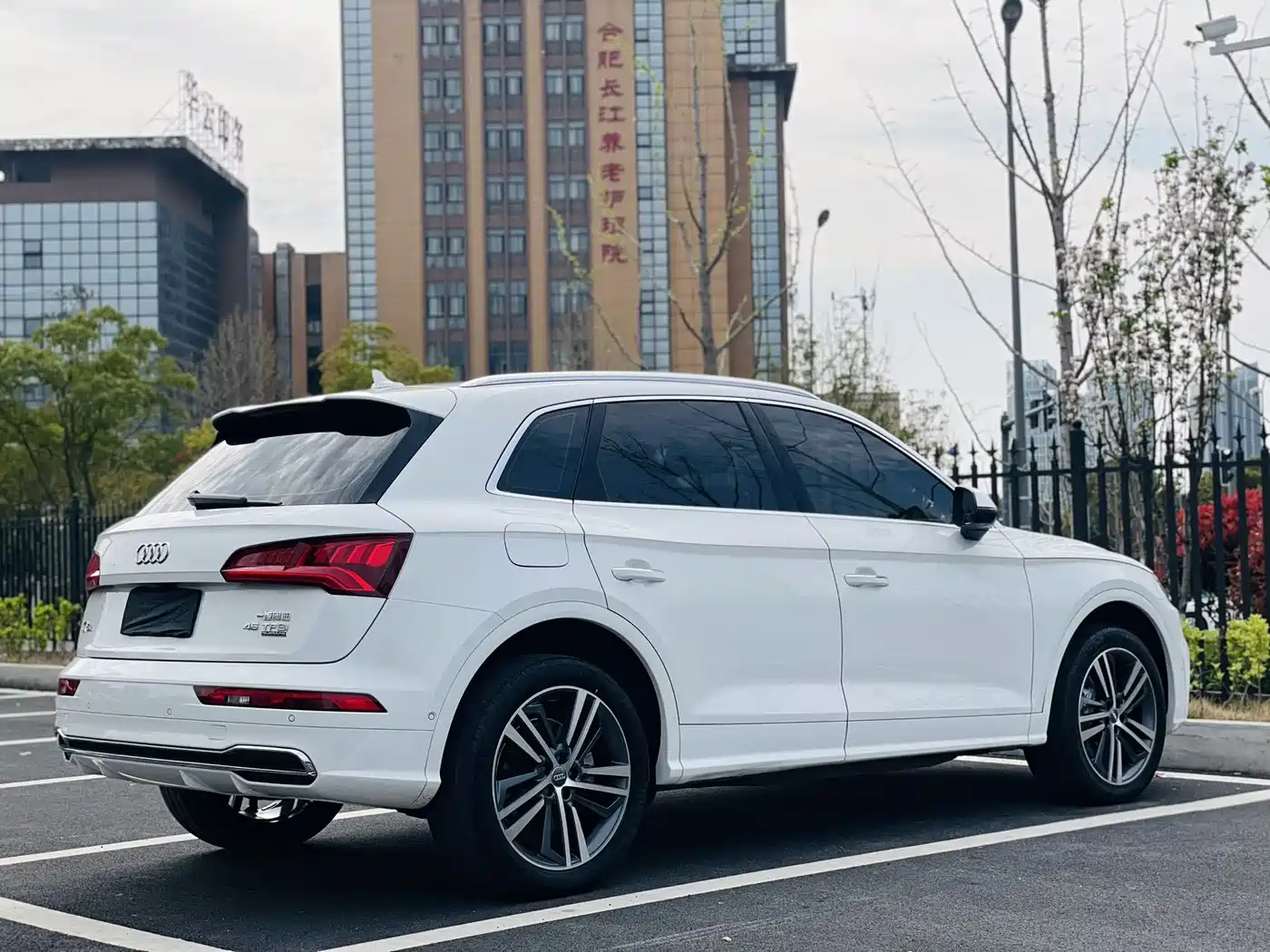 Audi Q5L 2020 45 TFSI Premium Sport фото 7