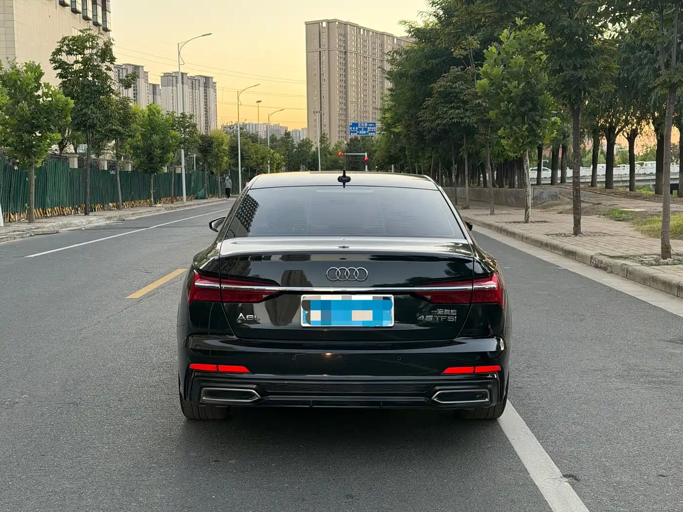 Фото 8 - Audi A6L