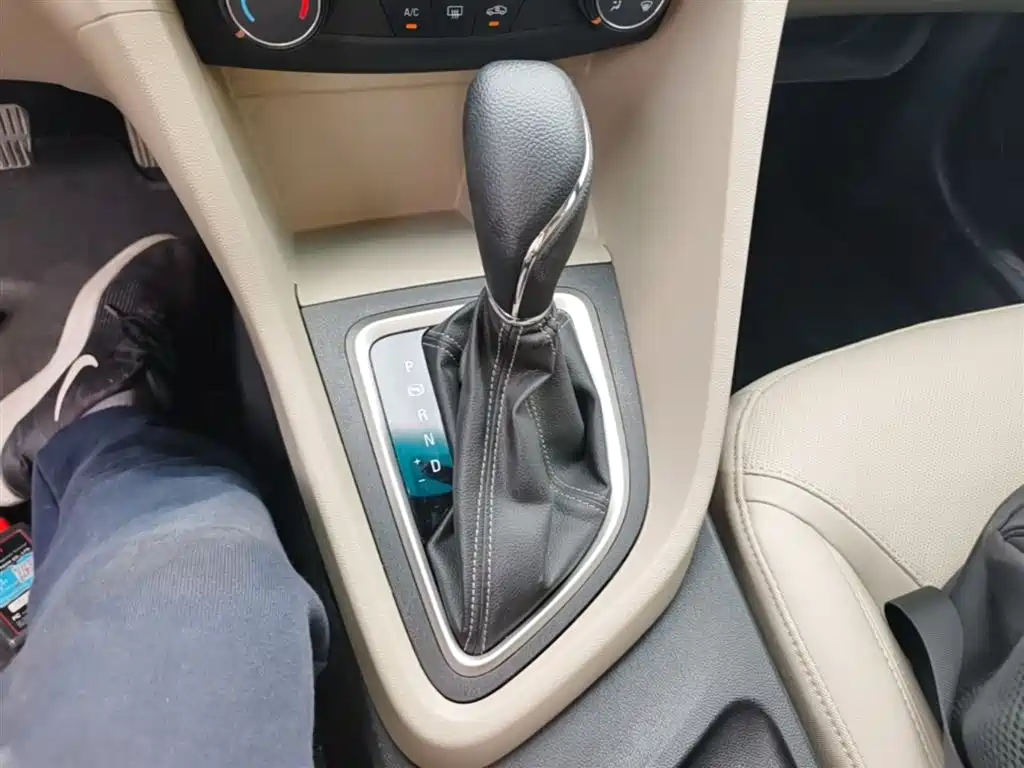 Buick Excelle 2021 Exemplar 1.5L Auto Elite фото 14