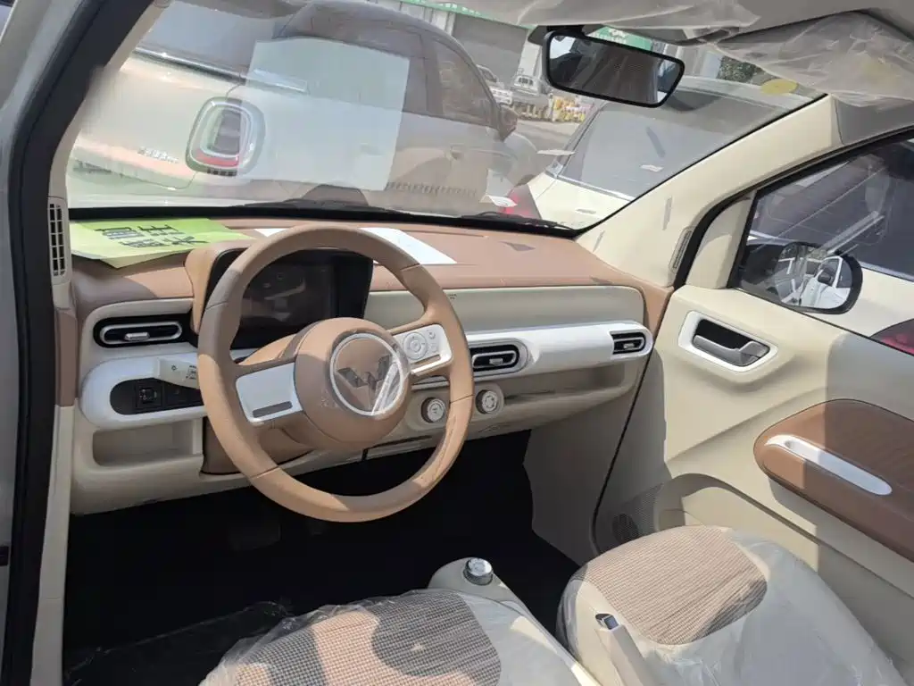 Wuling Motors Hongguang MINIEV 2026 2024 3rd Generation 215km Youth Edition