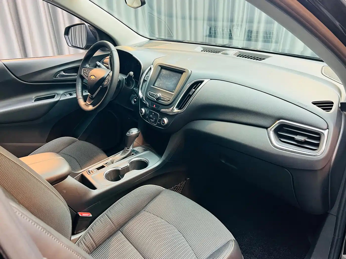 Chevrolet Equinox 2018 535T Automatic Galloping Edition фото 10
