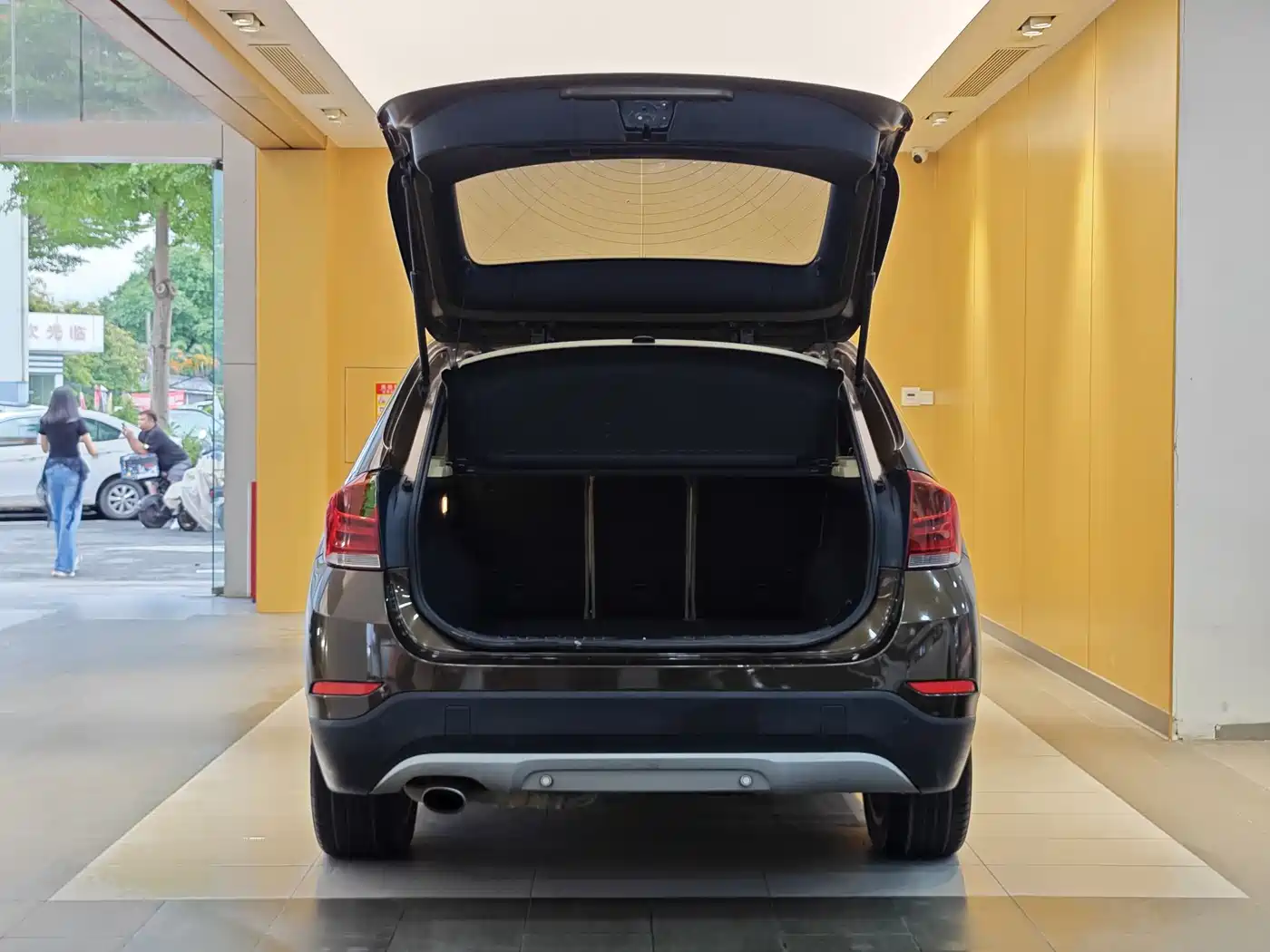 BMW X1 (Import) 2012 sDrive18i Luxury фото 27