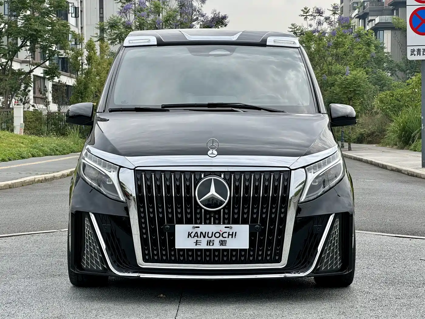 Mercedes-Benz Vito 2024 2.0T Business 7-Seater фото 2