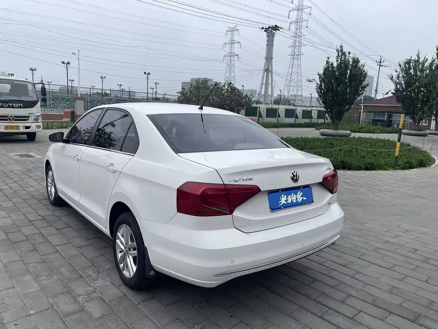 Volkswagen Jetta 2017 1.5L Automatic Comfort фото 6