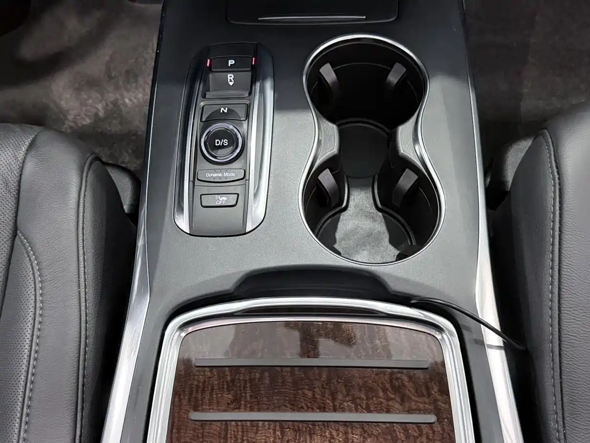 Photo 7 - Acura MDX