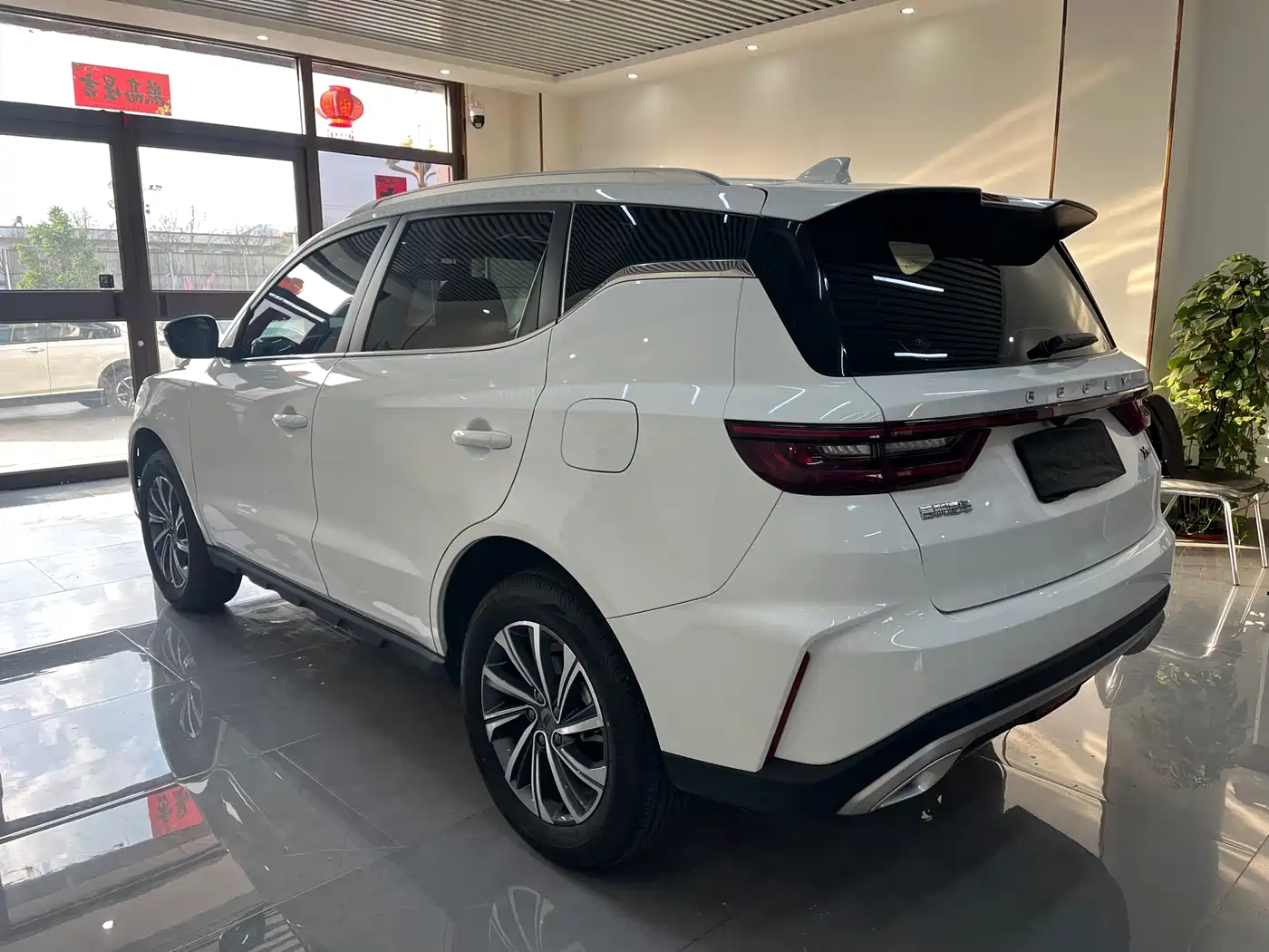 GEELY AUTOMOBILE VISION X6