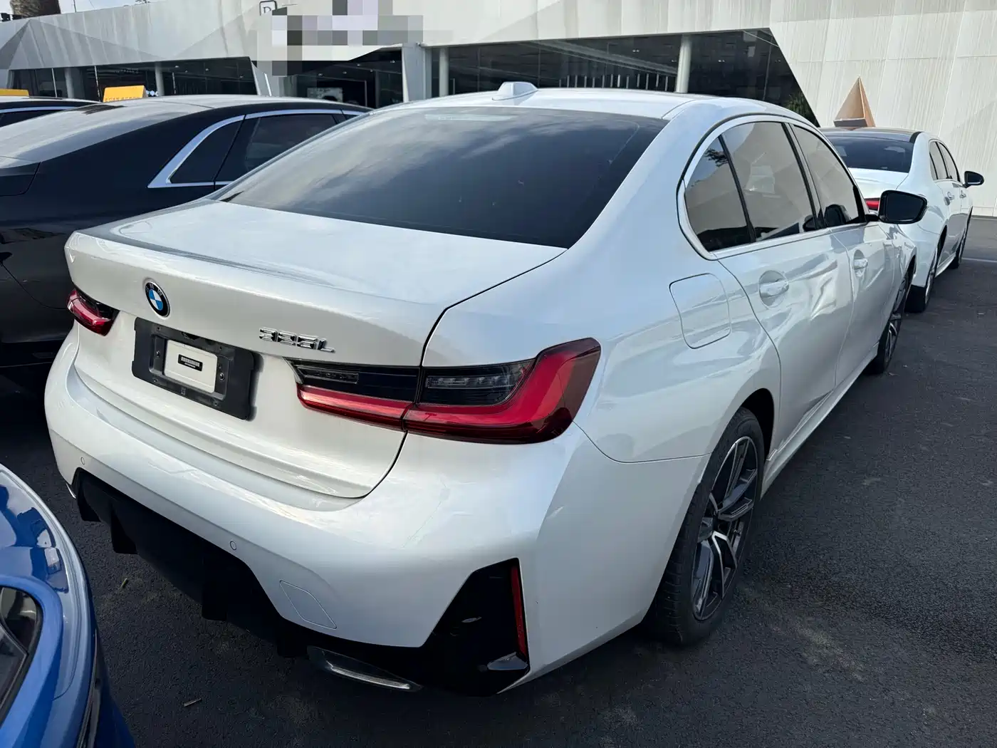 BMW 3 Series 2023 320Li M Sport Package фото 7